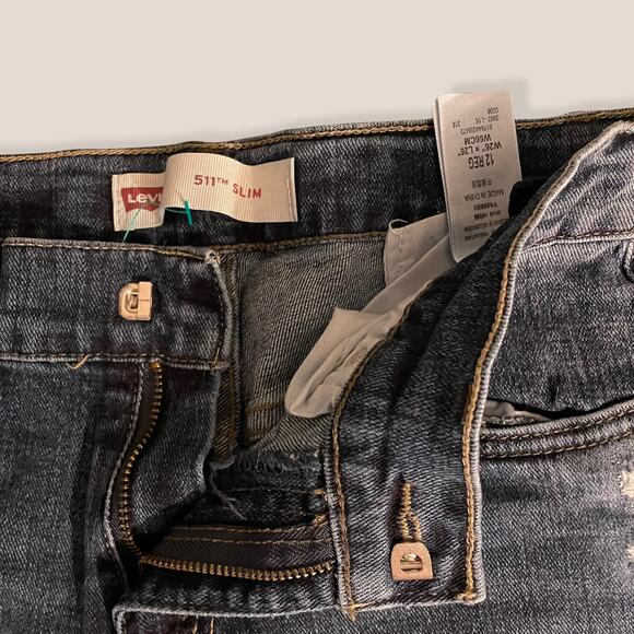 Levis 511 Slim Distressed Shorts - Picture 3 of 4